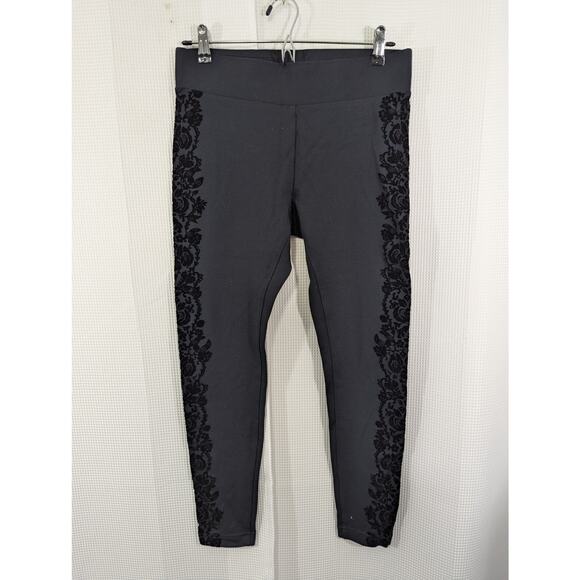 NWOT! ANN TAYLOR FACTORY! LUXE BLACK,  FLORAL RELIEF STRIPED SIDE LEGGINGS!  S - Picture 2 of 9